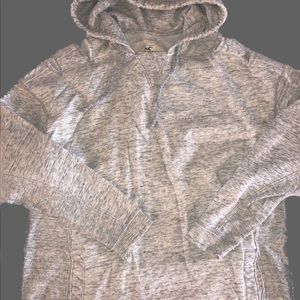 HOLLISTER DISTRESSED COLD SHOULDER SWEATSHIRT